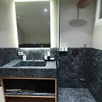 酒店 帕达姆精品酒店 4*