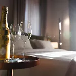 酒店 帕达姆精品酒店 4*
