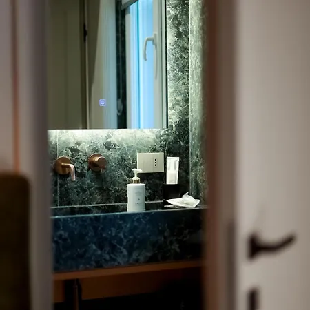 Padam Boutique Hotell