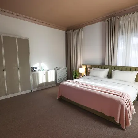 Padam Boutique Hotell