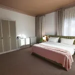 Padam Boutique Hotell
