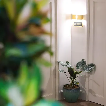 Padam Boutique 4* Tirana