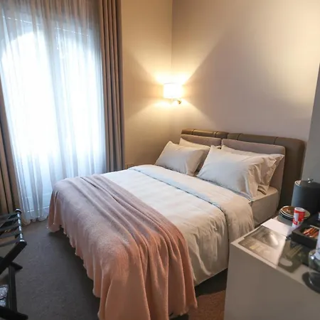 Padam Boutique Hotel 4*