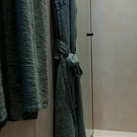 帕达姆精品酒店 酒店 地拉那