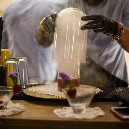 Padam Boutique 4* Tirana