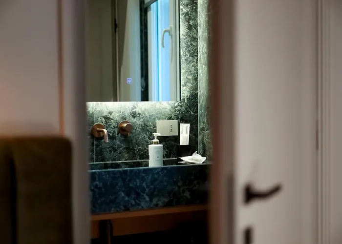 Padam Boutique Hotel