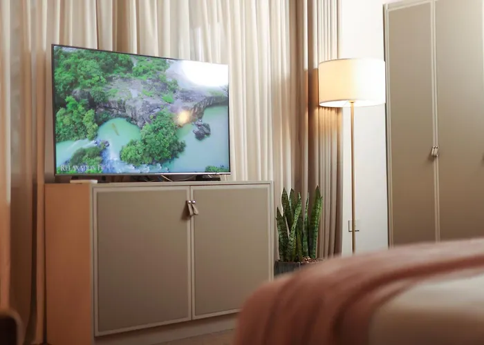 Padam Boutique Hotel 4*